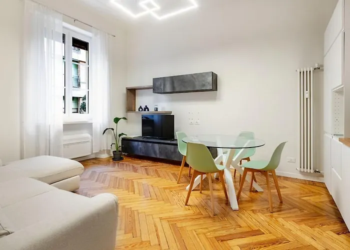 아파트 Renovated In The Exclusive Area Of *