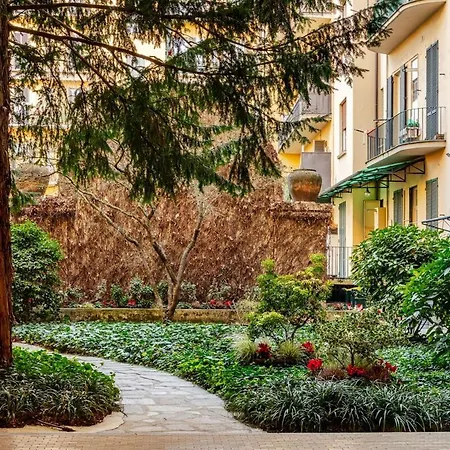 Renovated In The Exclusive Area Of * Turin